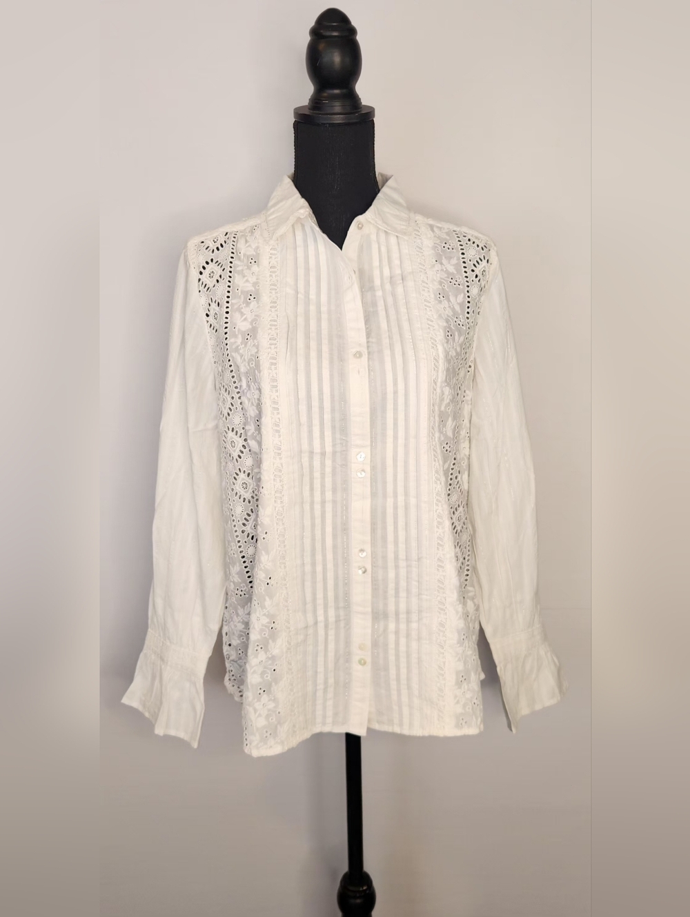 Sundance White Eyelet Button Front Blouse Size L Cotton blend, cottage core.